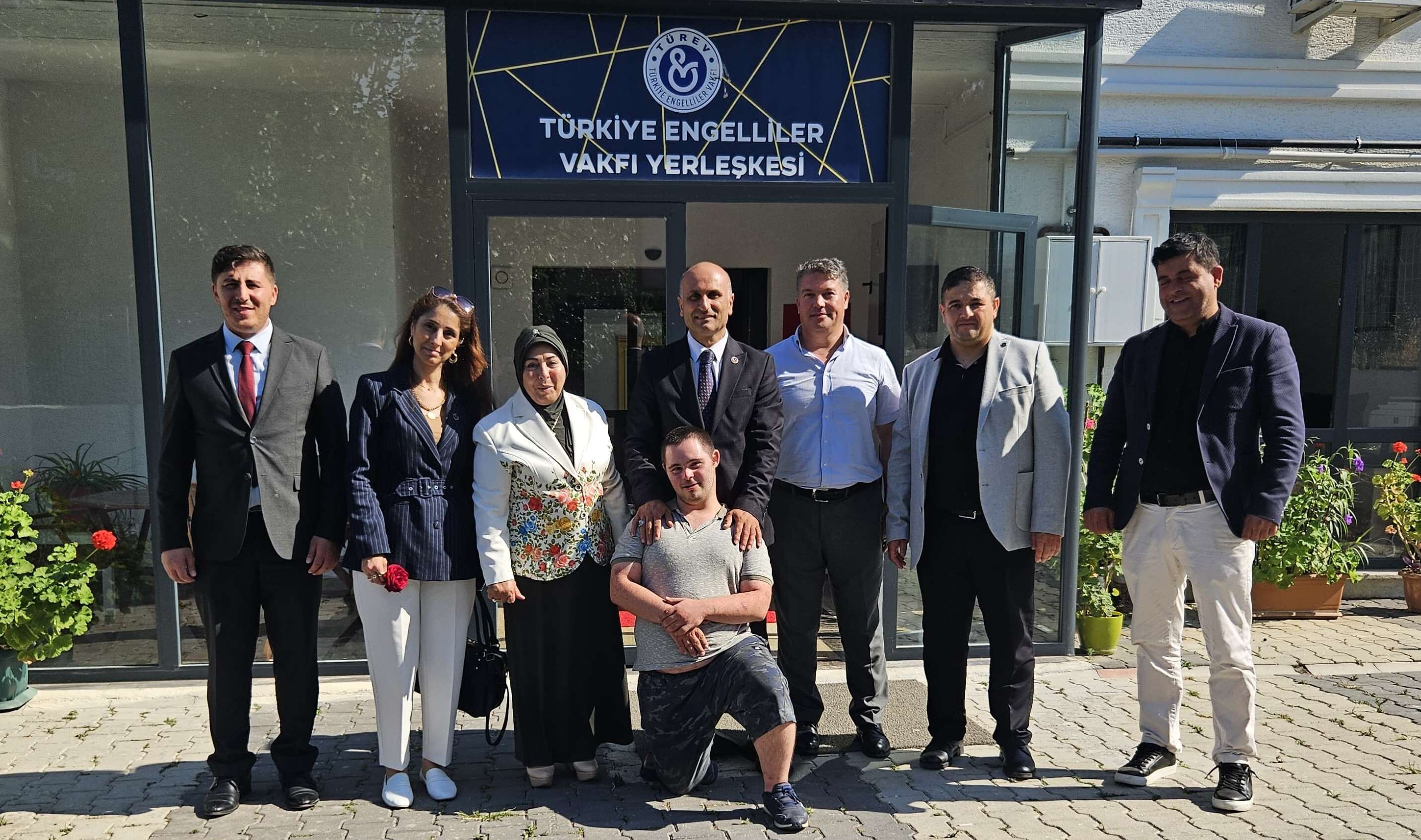 Bbp İstanbul İl Başkanlığından Türkiye Engelliler Vakfına Anlamlı Ziyaret