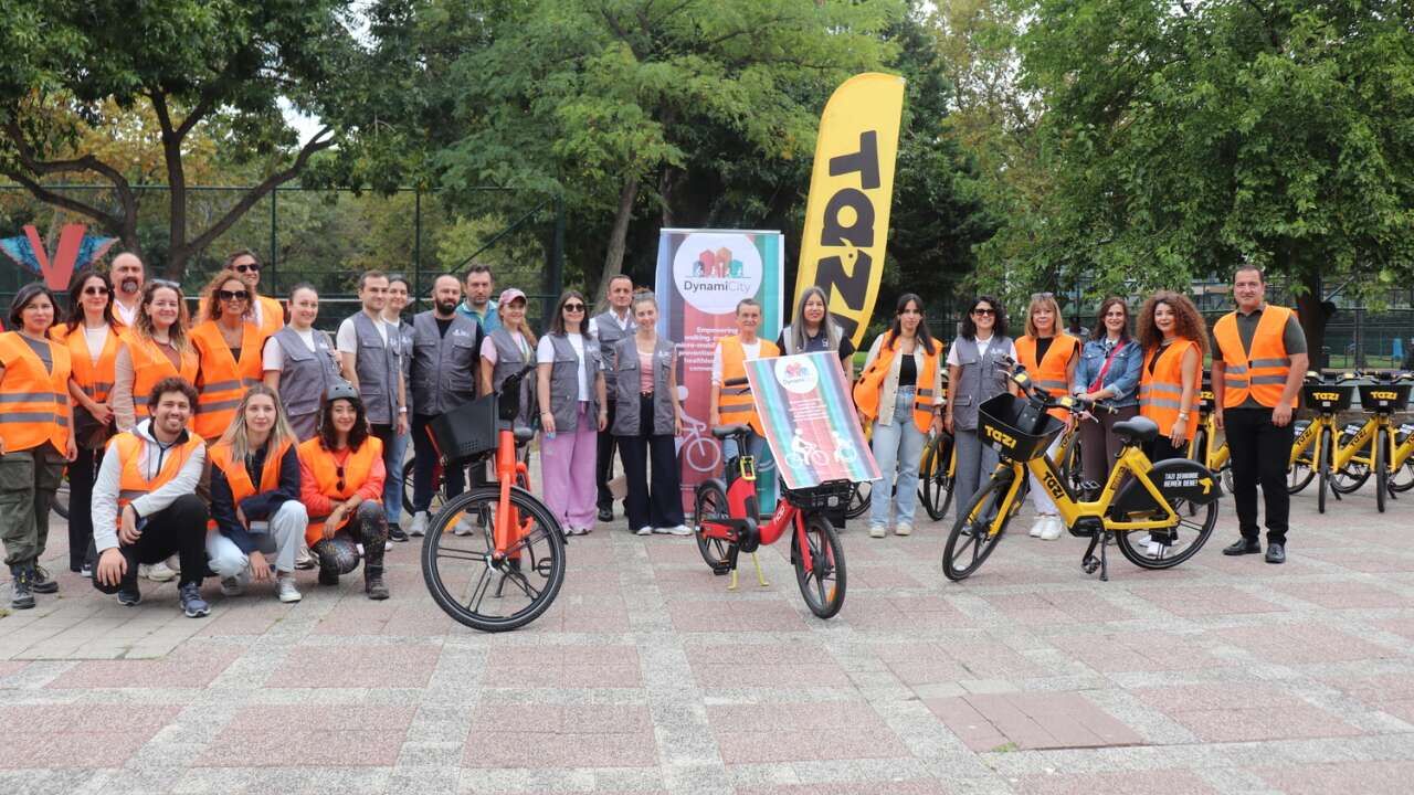 İstanbul’da 2 Bin 400 Elektrikli Bisiklet Yollara Çıktı