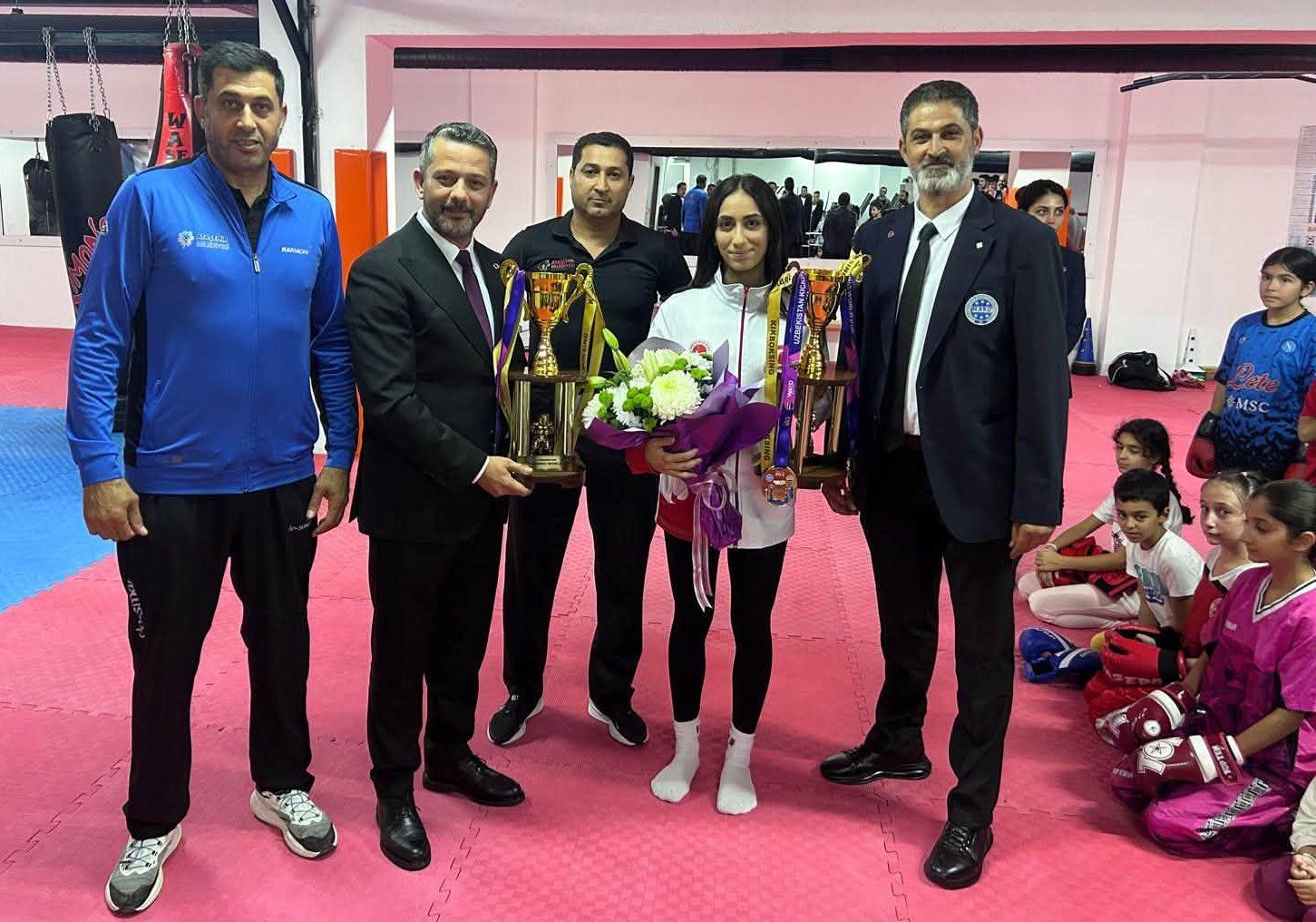 Ak Parti Ataşehir Meclis Üyesi Sinan Emrah Yıldırım’dan Dünya Şampiyonu Kick Boksçulara Anlamlı Ziyaret,2