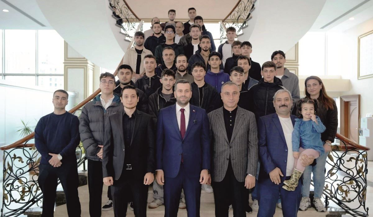 Ataşehir Gençlik Platformu’ndan Belediye Başkan Vekili Serdar Orhan’a Ziyaret (2)