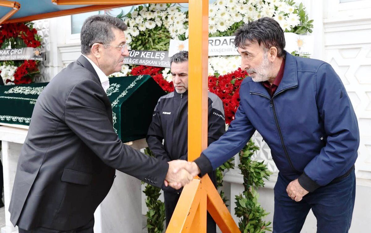 Aziz Çubukçu Dualarla Son Yolculuğuna Uğurlandı,07