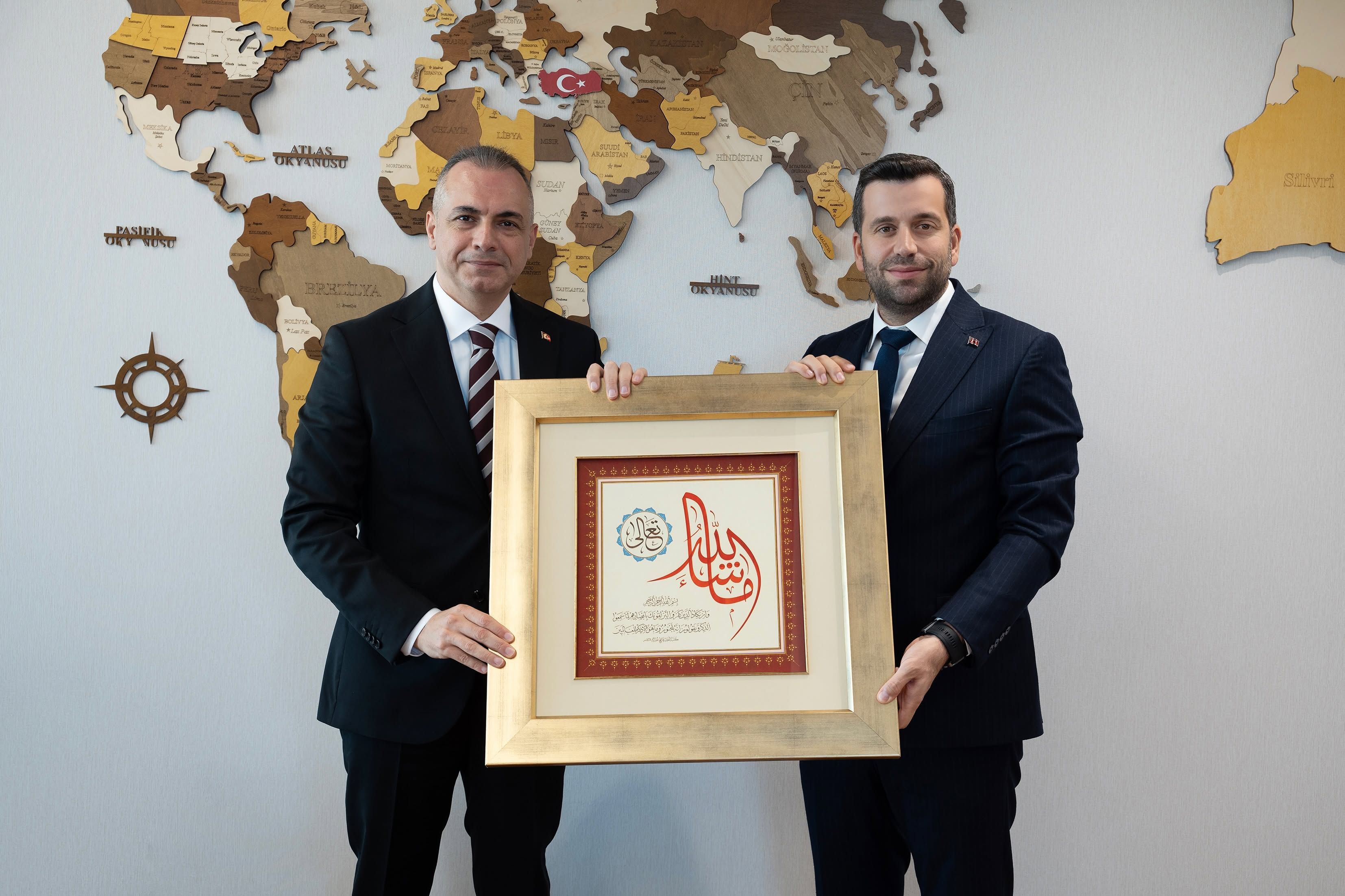 Başkan Vekili Serdar Orhan’dan Çevre Ve Şehircilik İl Müdürü Dr. Maliki Ejder Batur’a Ziyaret