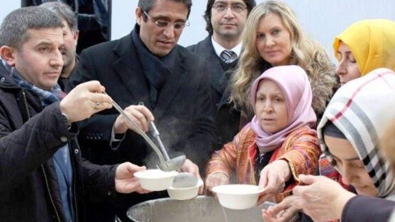 Ak Parti Ataşehir Çanakkale Şehitleri Anma ve Çorba Dağıtım Etkinliği