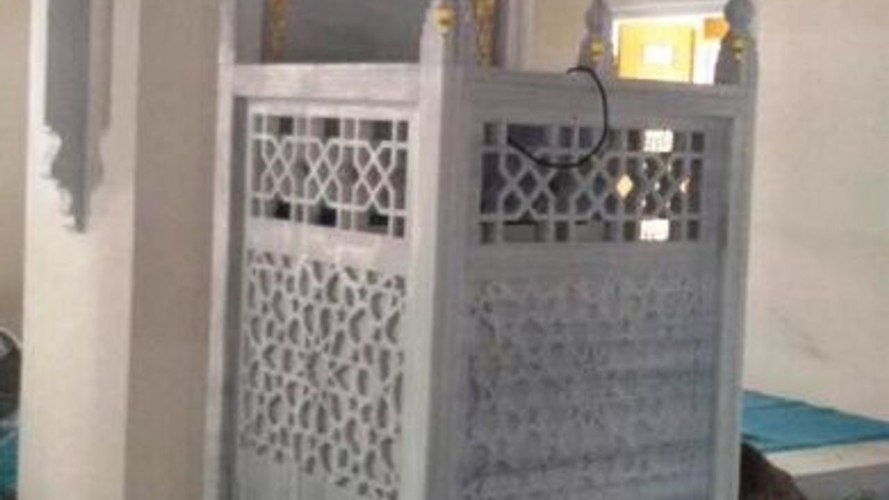 Ataşehir, İçerenköy, Sultan Alpaslan Camii Fotoları 2016