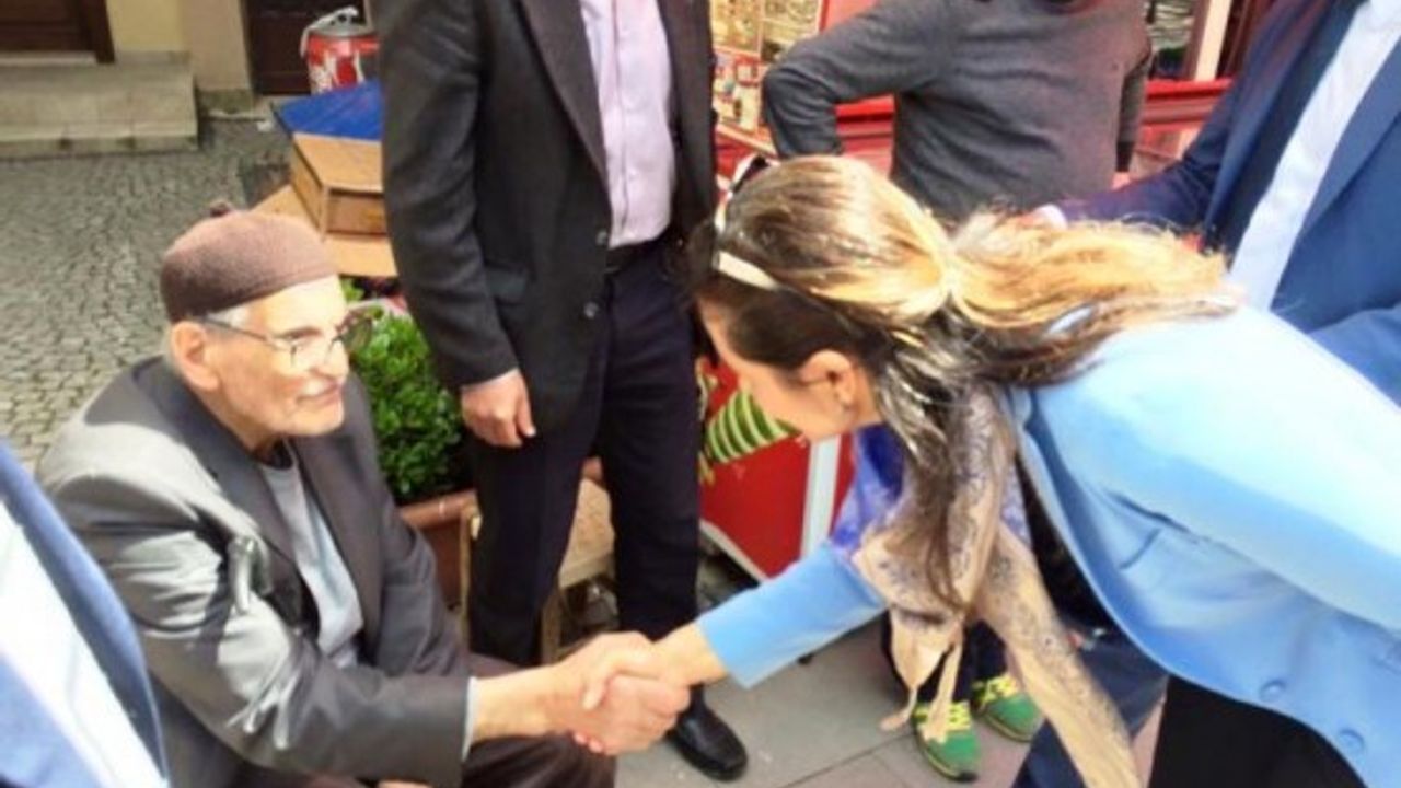 Gamze Akkuş İlgezdi Şile CHP Milletvekili Seçim Çalışması 2015