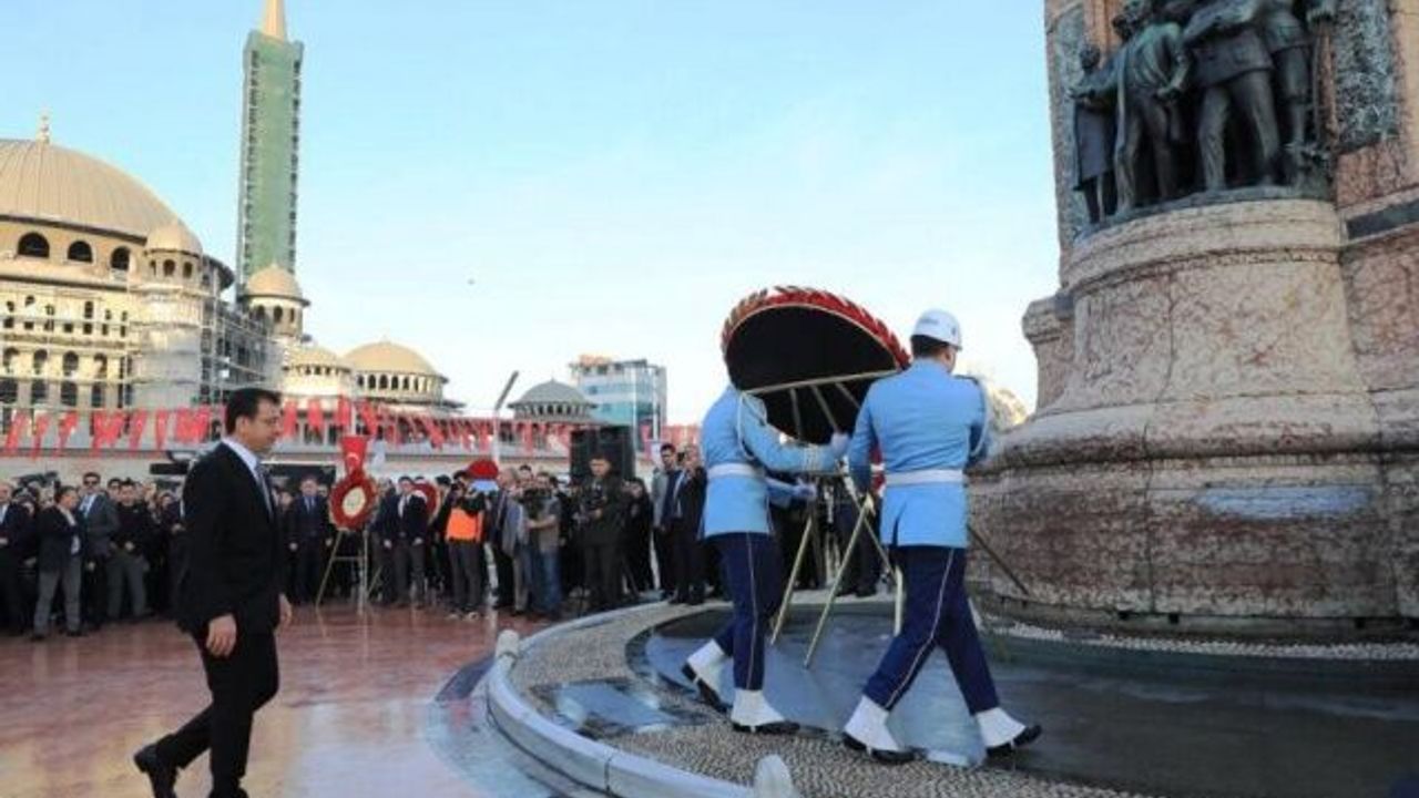 Gazi Mustafa Kemal Atatürk İstanbulda Törenlerle anıldı