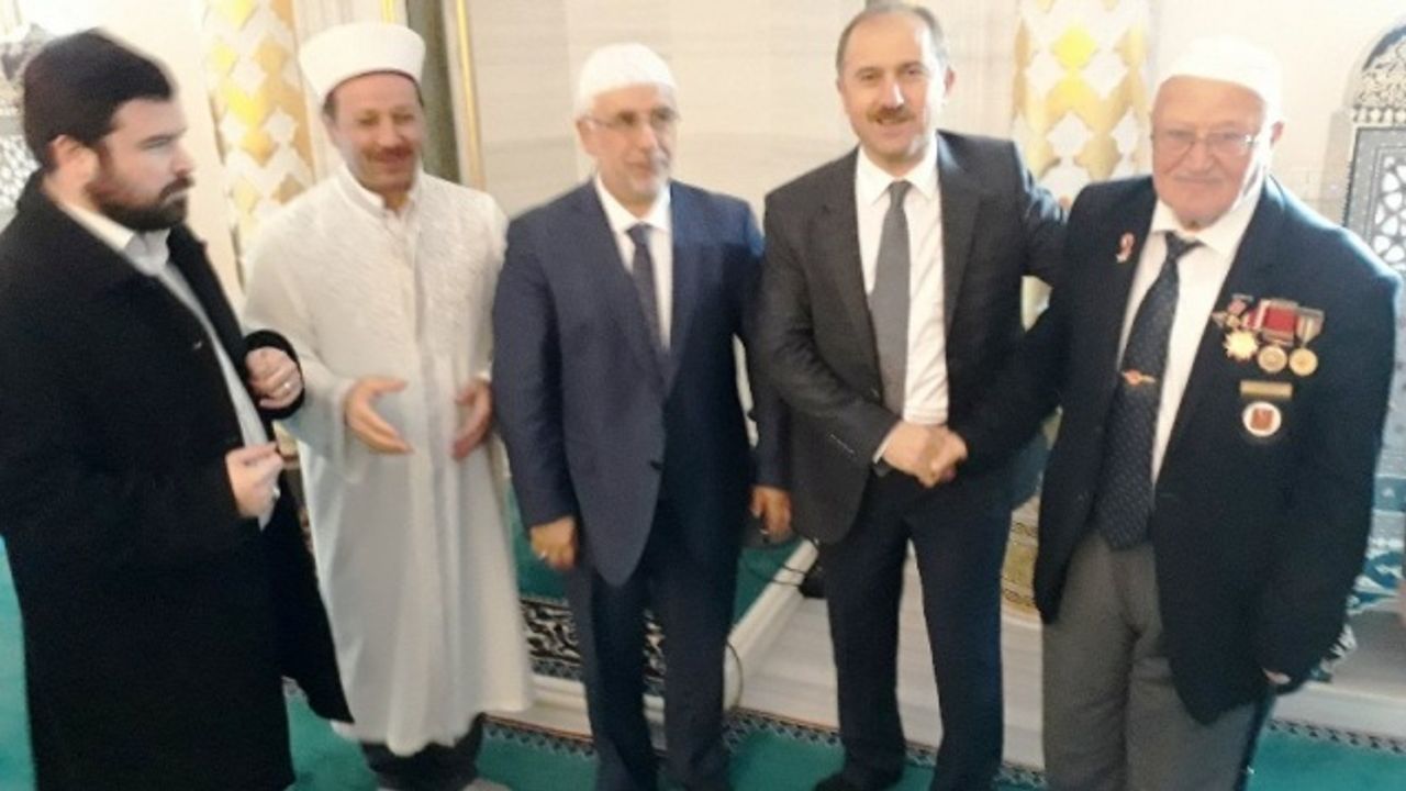 MİMAR SİNAN CAMİSİNDE ŞEHİTLER İÇİN MEVLİT