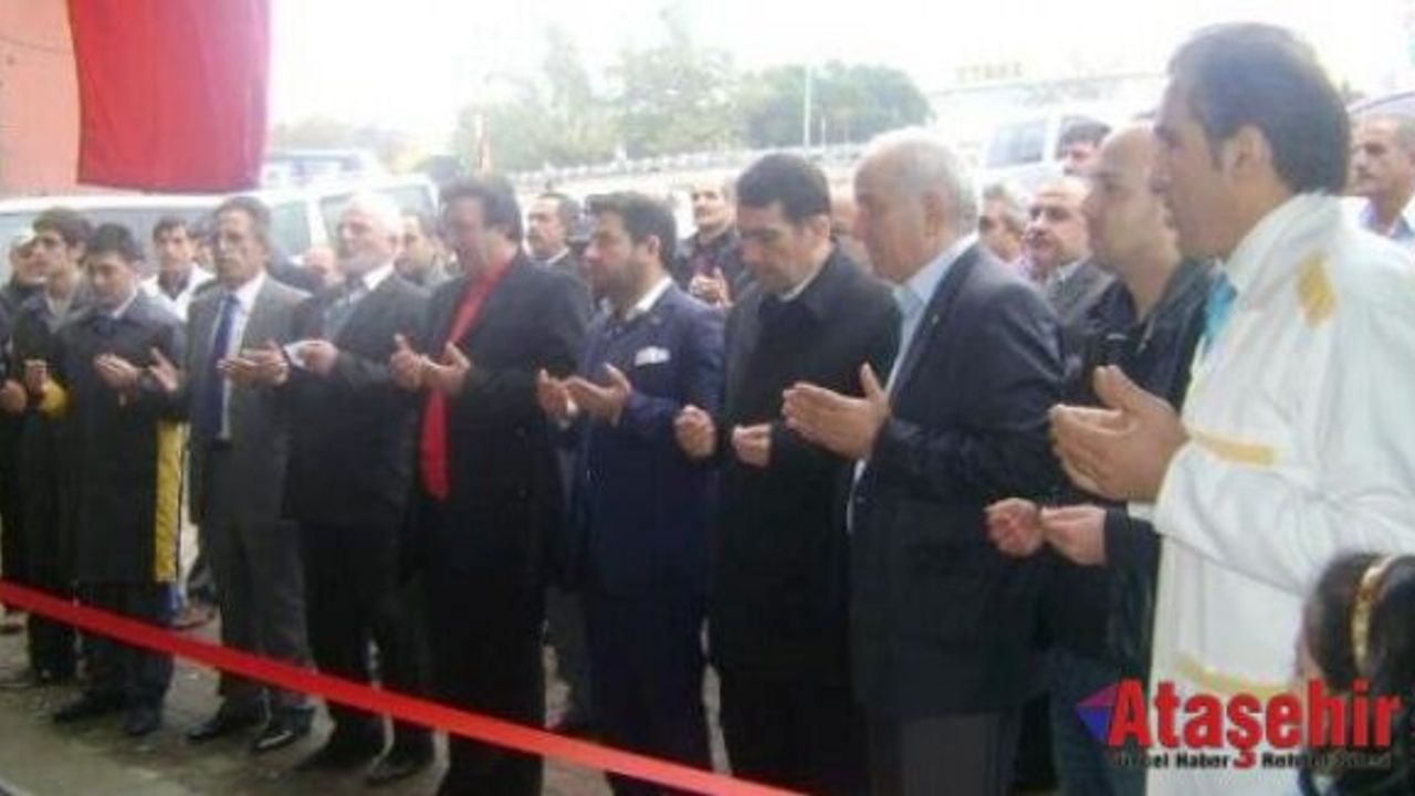 Tozan Otomotiv Pendik'de Hizmete girdi