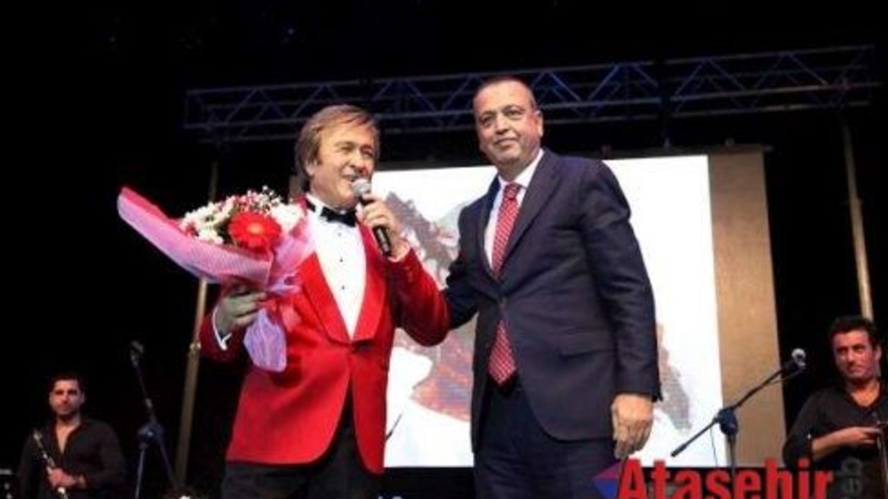 Mustafa Kemal Atatürk Ataşehir'de Anıldı