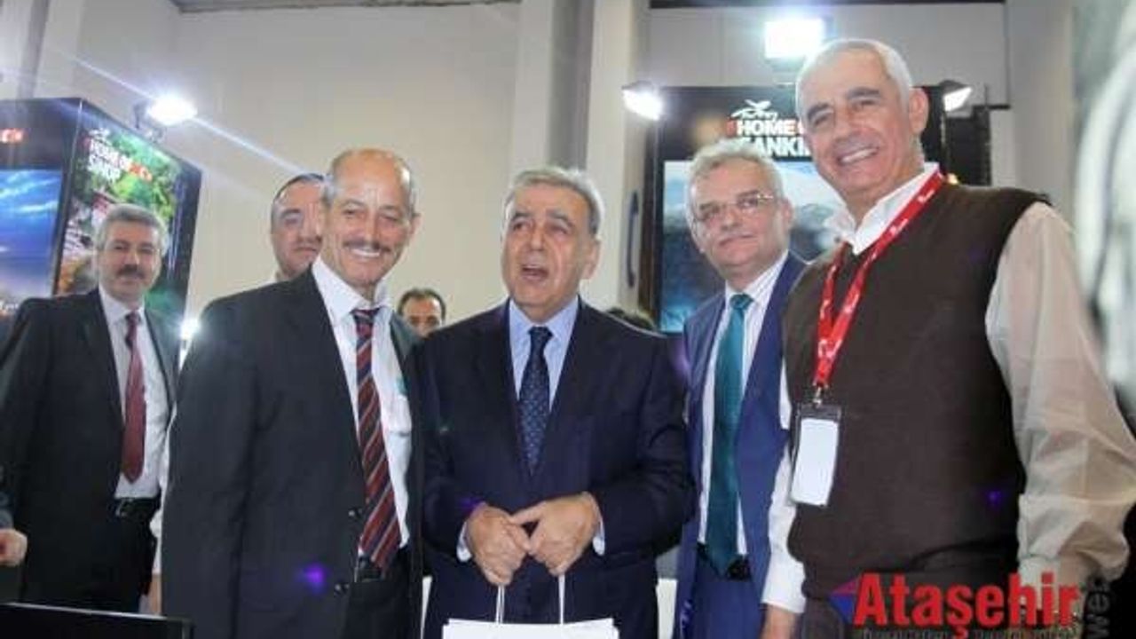 Aziz Kocaoğlu Çankırı Standını Ziyaret Etti