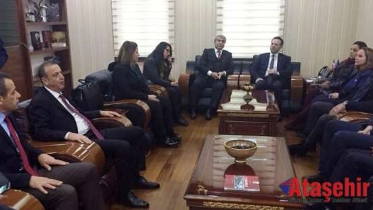 CHP İstanbul Heyeti Diyarbakır'da görüşmelere başladı
