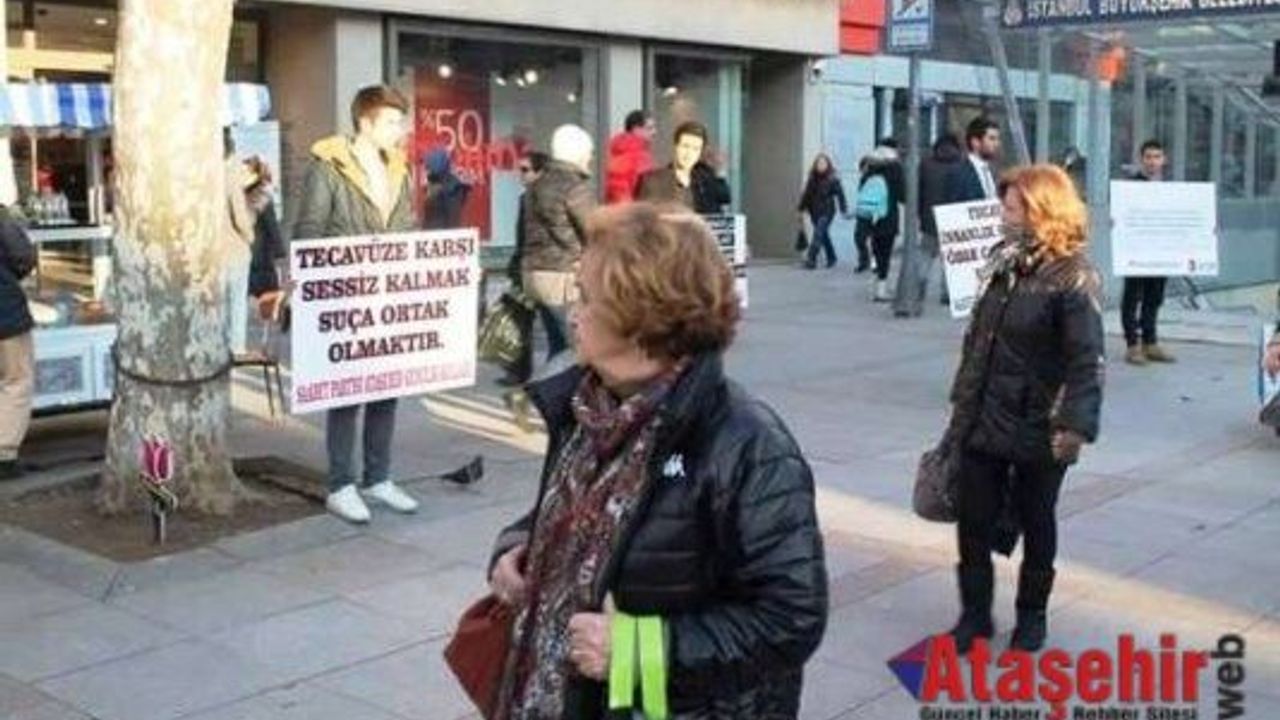 Saadet Partisin'den Kadına Taciz ve Tecavüze dur eylemi