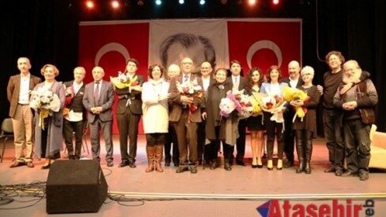 Ataol Behramoğlu’nun 50. Sanat Yılı Ataşehir’de kutlandı