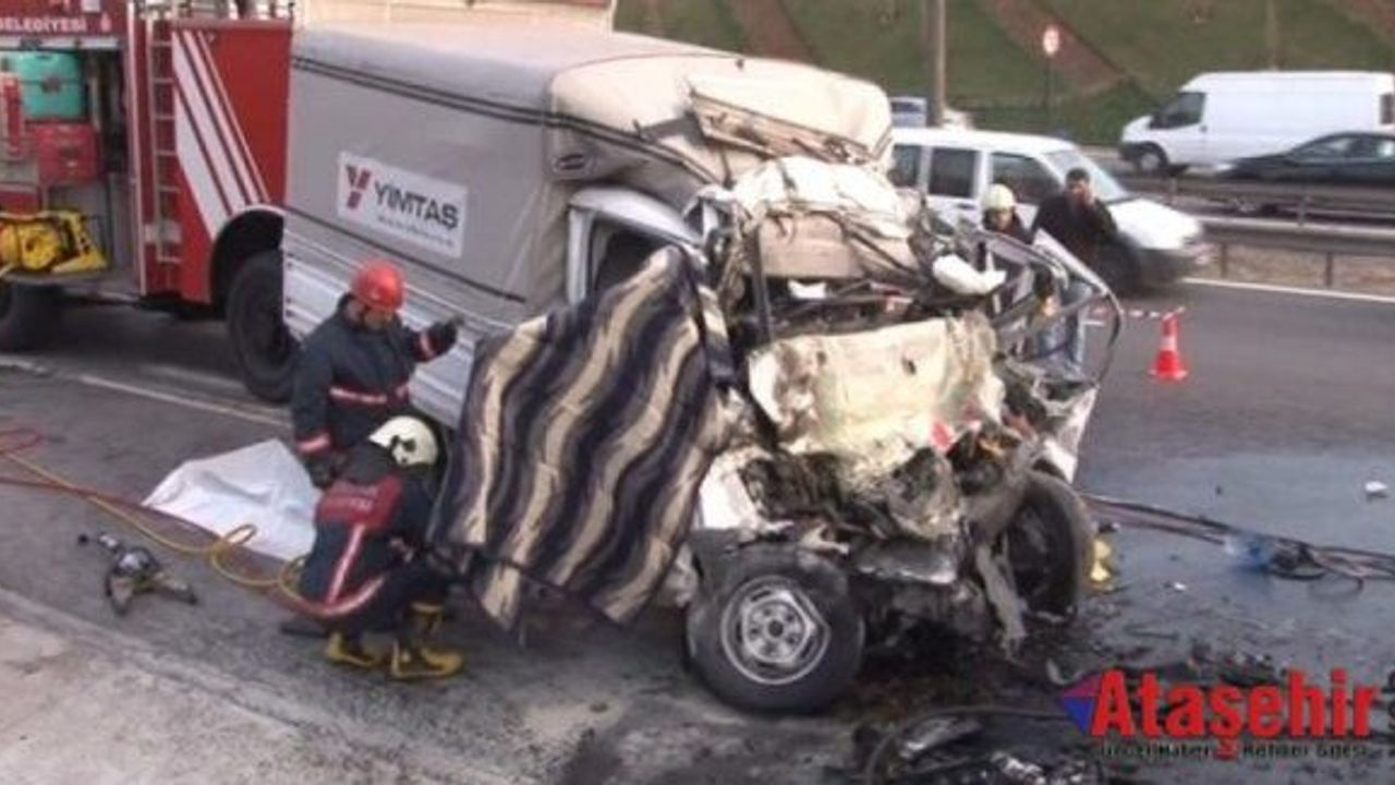 Tem'de feci kaza 2 kişi öldü.