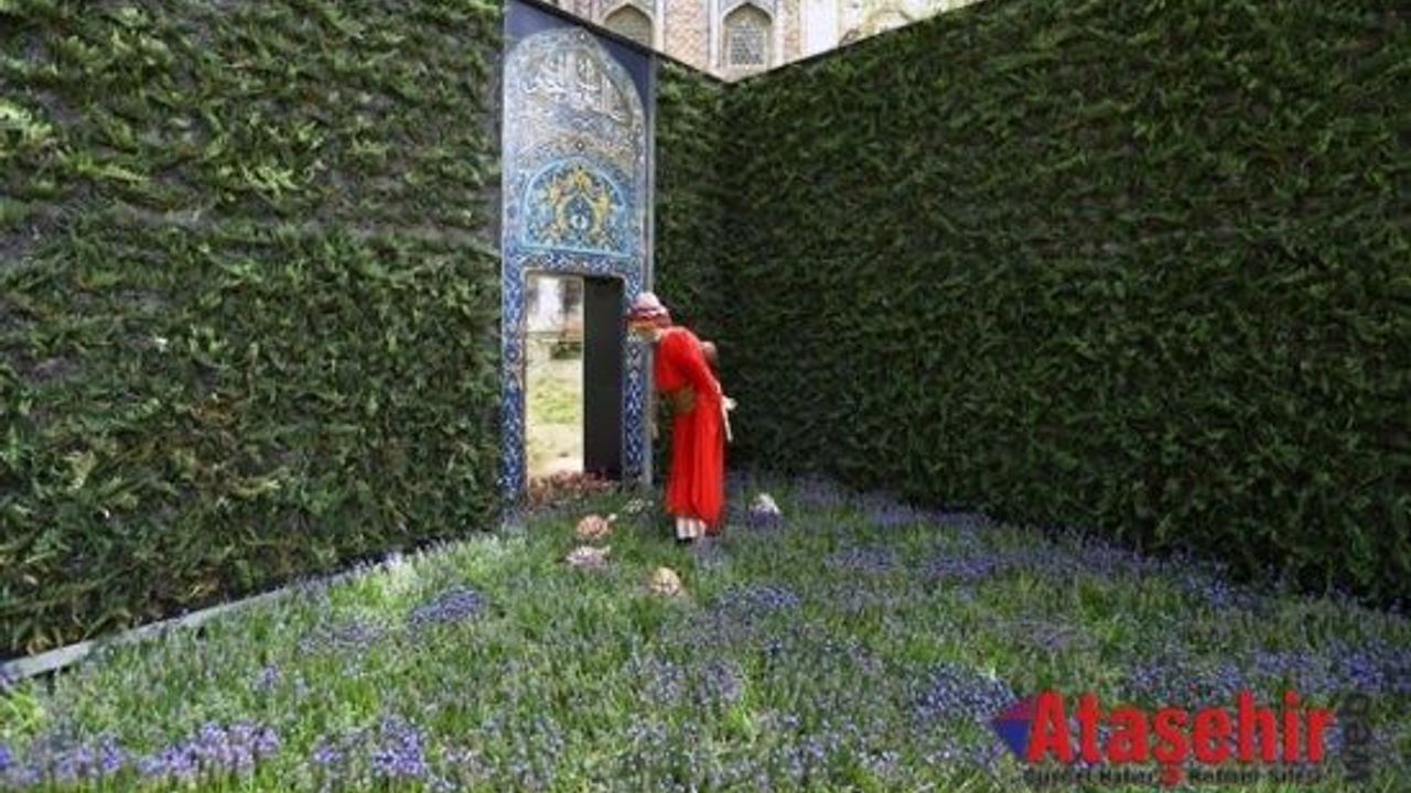 Kaplumbağa Terbiyecisi Osman Hamdi Bey’e Saygı