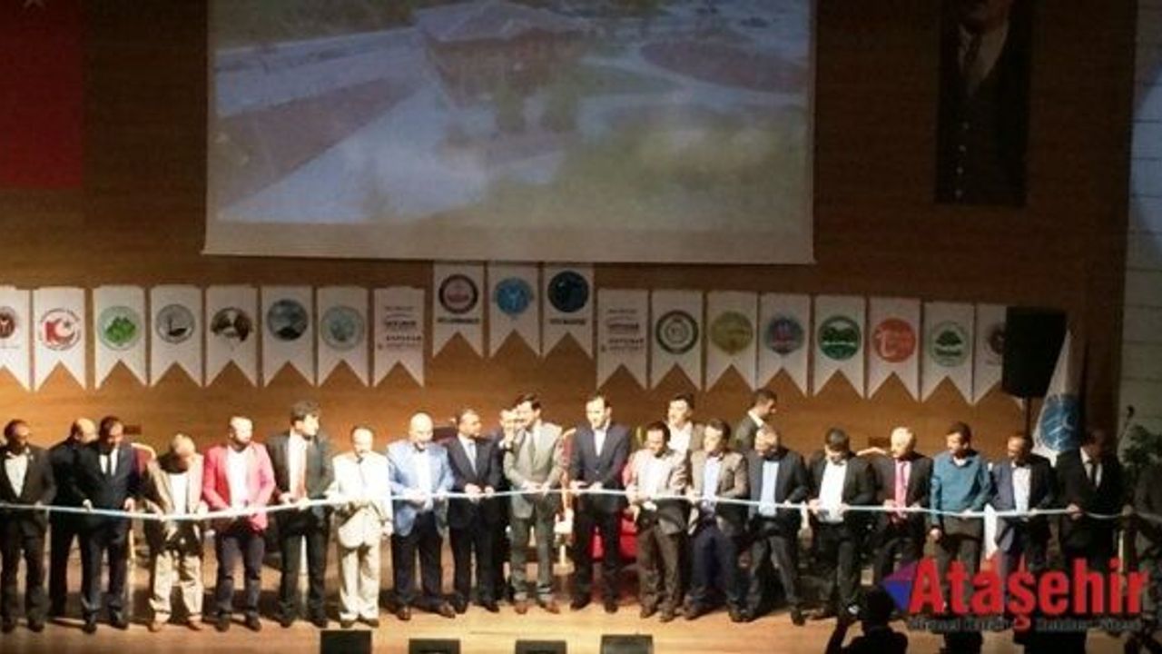 ORTA DERNEKLER FEDERASYONU'NDAN MUHTEŞEM KUR'AN ZİYAFETİ