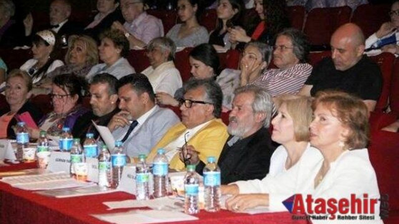 8. AMATÖR KOROLAR VE SUNUCULAR YARIŞMASI ÖDÜLLERİ SAHİPLERİNİ BULDU.