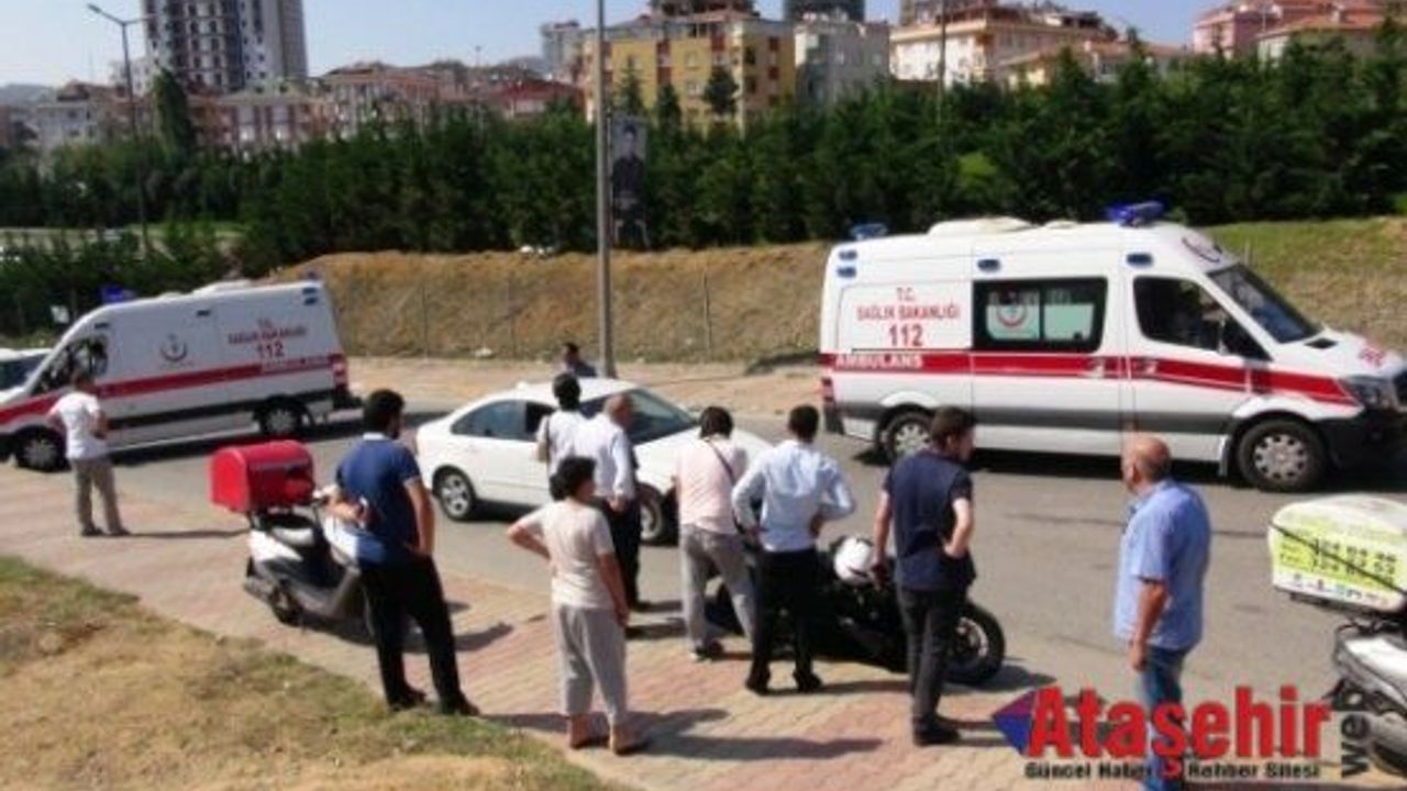 Ataşehir'de motosiklet kazası, İki Kardeş yaralandı