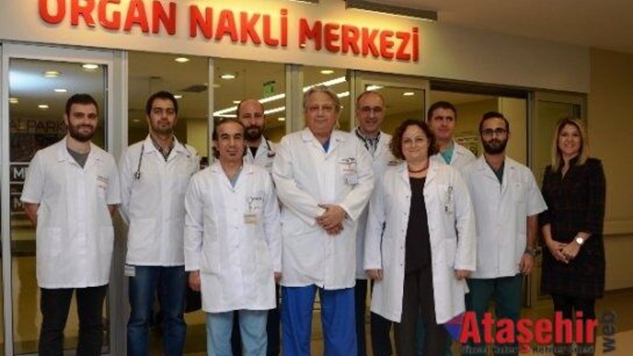 TÜRKİYE’DE 20 BİN KİŞİ BÖBREK BEKLİYOR