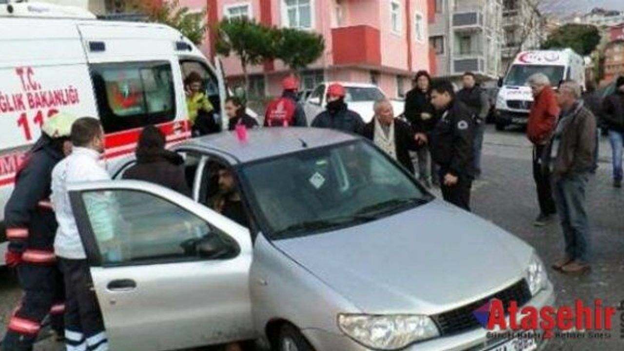 Ataşehir'de 3 Kişinin Yaralandığı Kaza Gasp Olayı Çıktı
