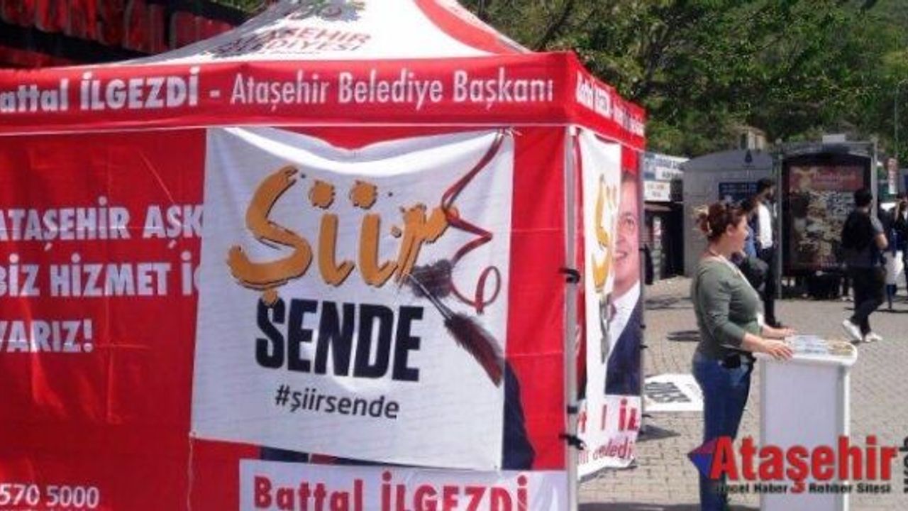 Ataşehir'de Gençler, Nazım Hikmet Şiir Günleri İçin Şiir Okudu