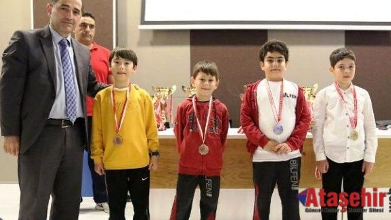 Şehit Ömer Halisdemir Sezonu Satranç Turnuvasında Kazanlar Belli Oldu