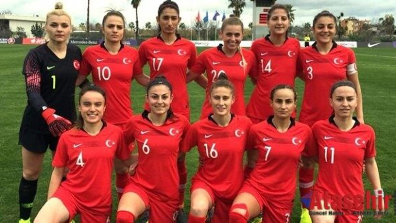 Bayan A Milli Kadın Futbol Takımı'nın aday kadrosu açıklandı