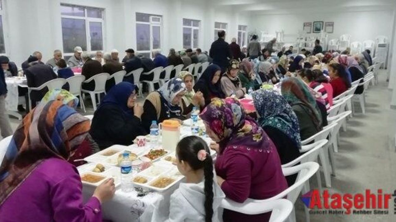 Köy Halkı Ramazan Boyunca Birlikte İftar Yapıyor