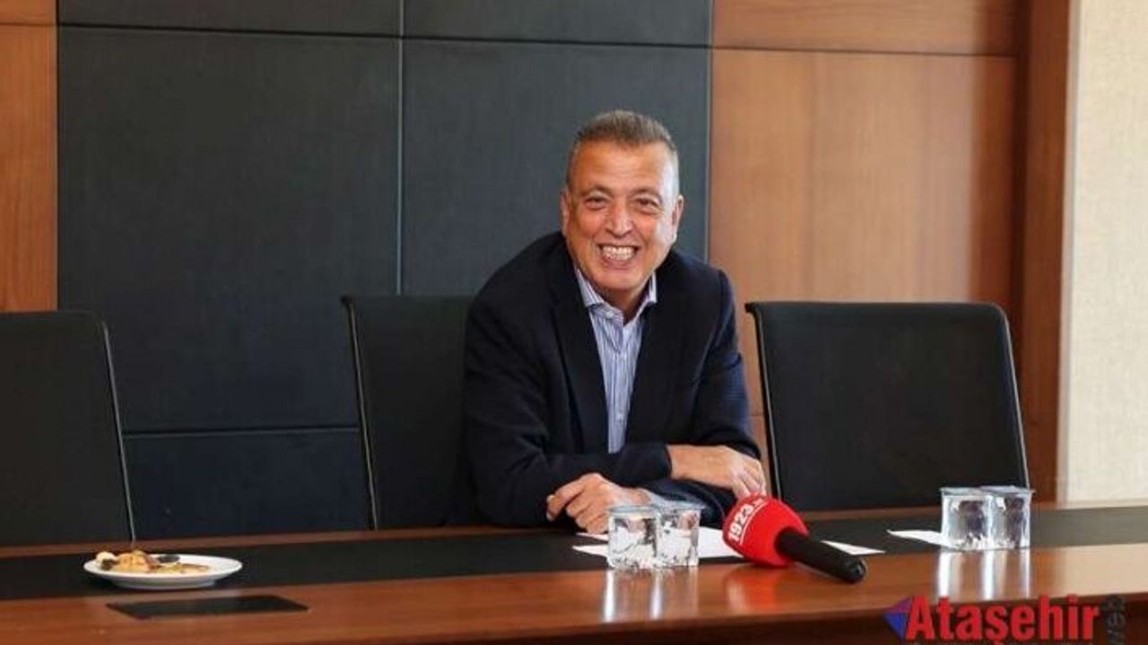 BAŞKAN BATTAL İLGEZDİ YEREL BASIN MENSUPLARIYLA BİR ARAYA GELDİ