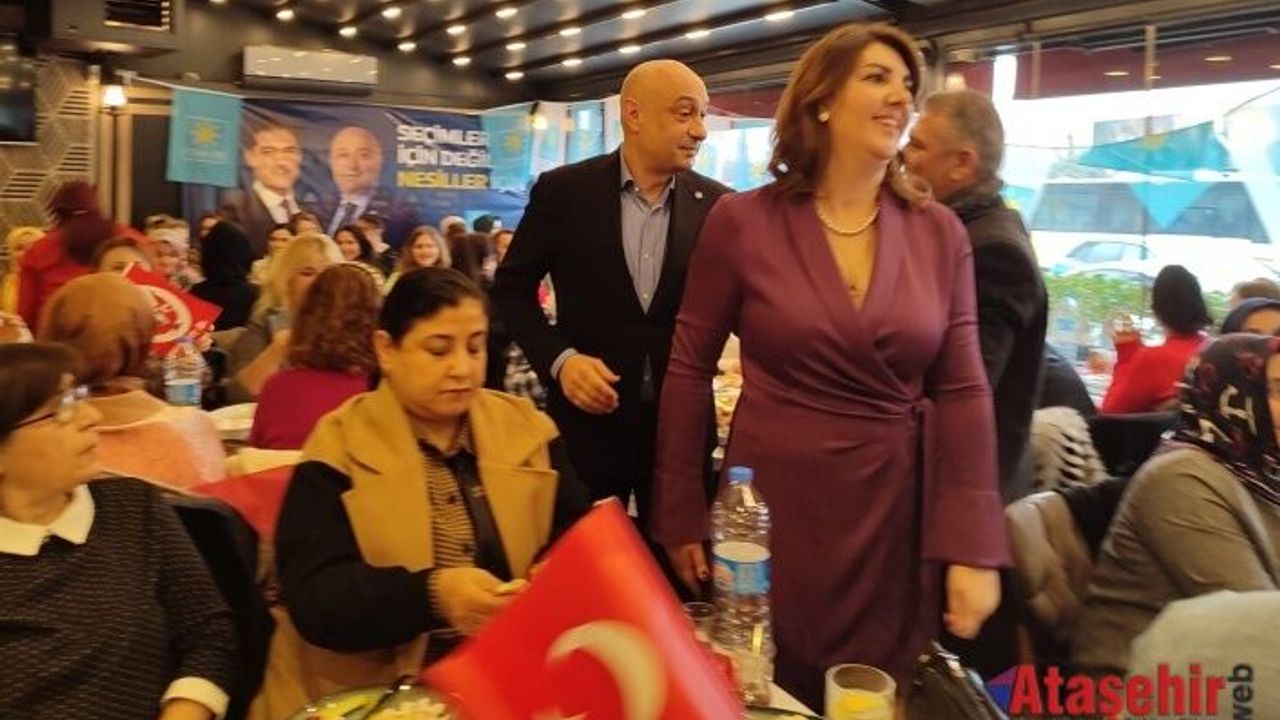 İYİ Parti’den Ataşehir’de 8 Mart etkinliği gerçekleştirildi.