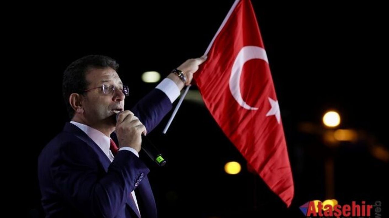 23 NİSAN COŞKUSU ÜSKÜDAR MEYDANI’NA TAŞTI