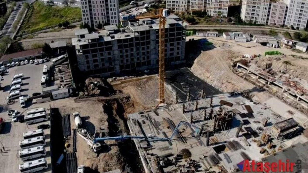 Ataşehir'de vinç devrildi! 1 kişi hayatını kaybetti