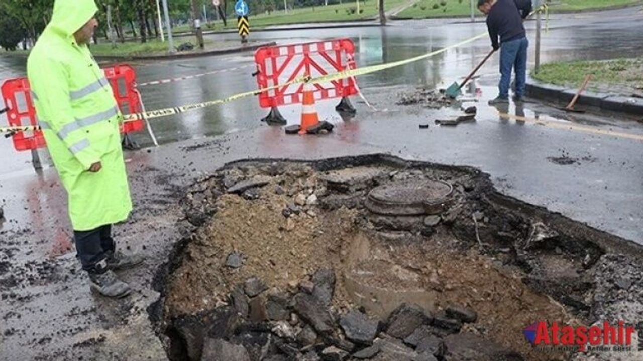 ANKARA'DA SAĞANAK VE DOLU ETKİLİ OLDU