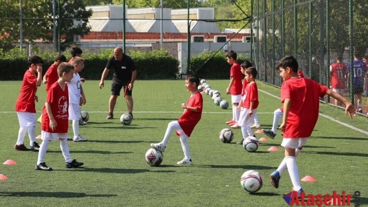 “ATAŞEHİRLİ ÇOCUKLARI SPOR DOLU BİR YAZ BEKLİYOR”