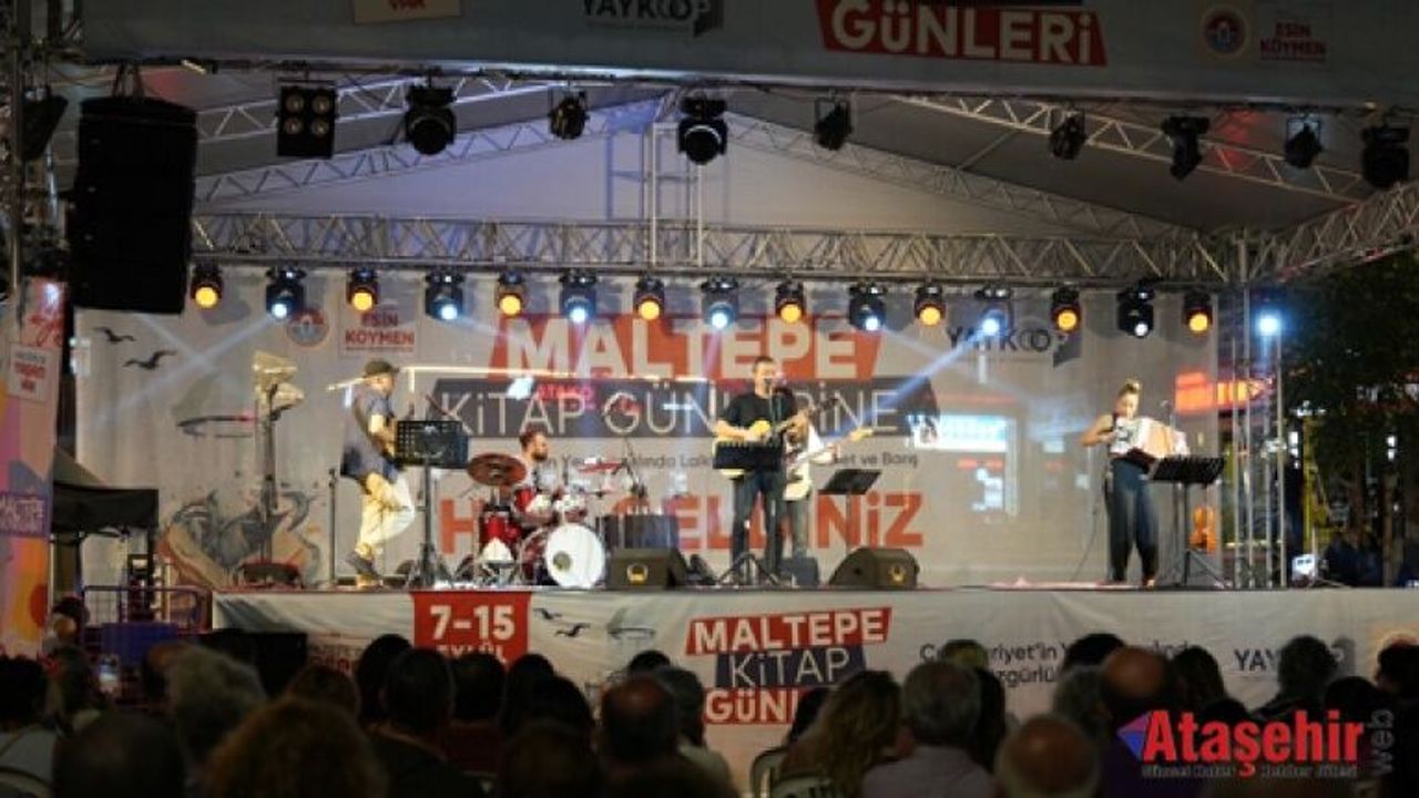 “Maltepe Kitap Günleri”nin 7. gününde de kitapseverlerin yoğun ilgisiyle karşılaştı.