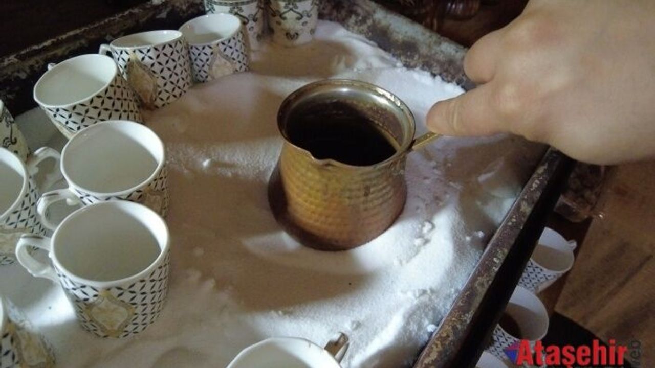 Çankırılılar Beş Asırlık Kahve Kültürü Geleneğini Tuz Üzerine Taşıdı