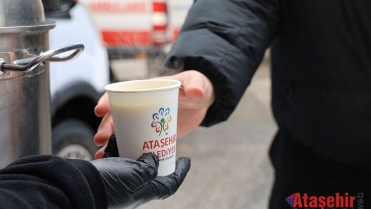 ATAŞEHİR'DE SOĞUK KIŞ GÜNLERİNDE SICACIK ÇORBA İKRAMI