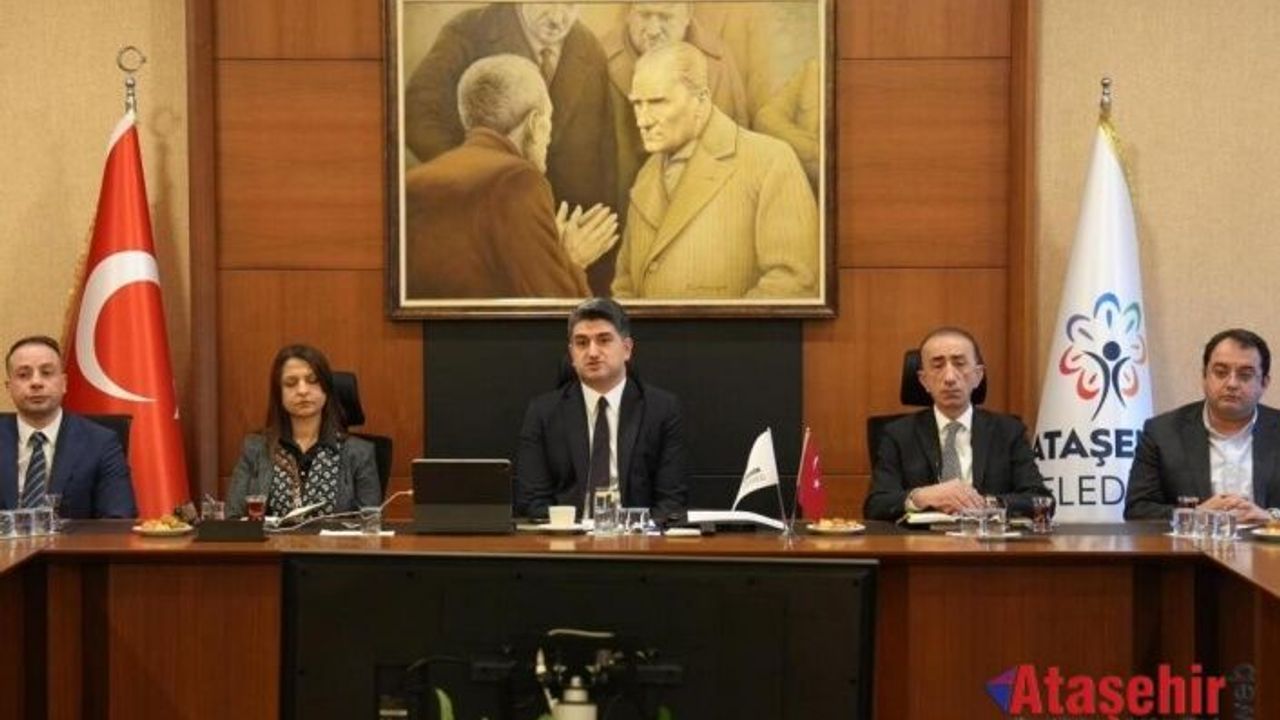 BAŞKAN ADIGÜZEL, YENİ HAFTAYA TOPLANTIYLA BAŞLADI