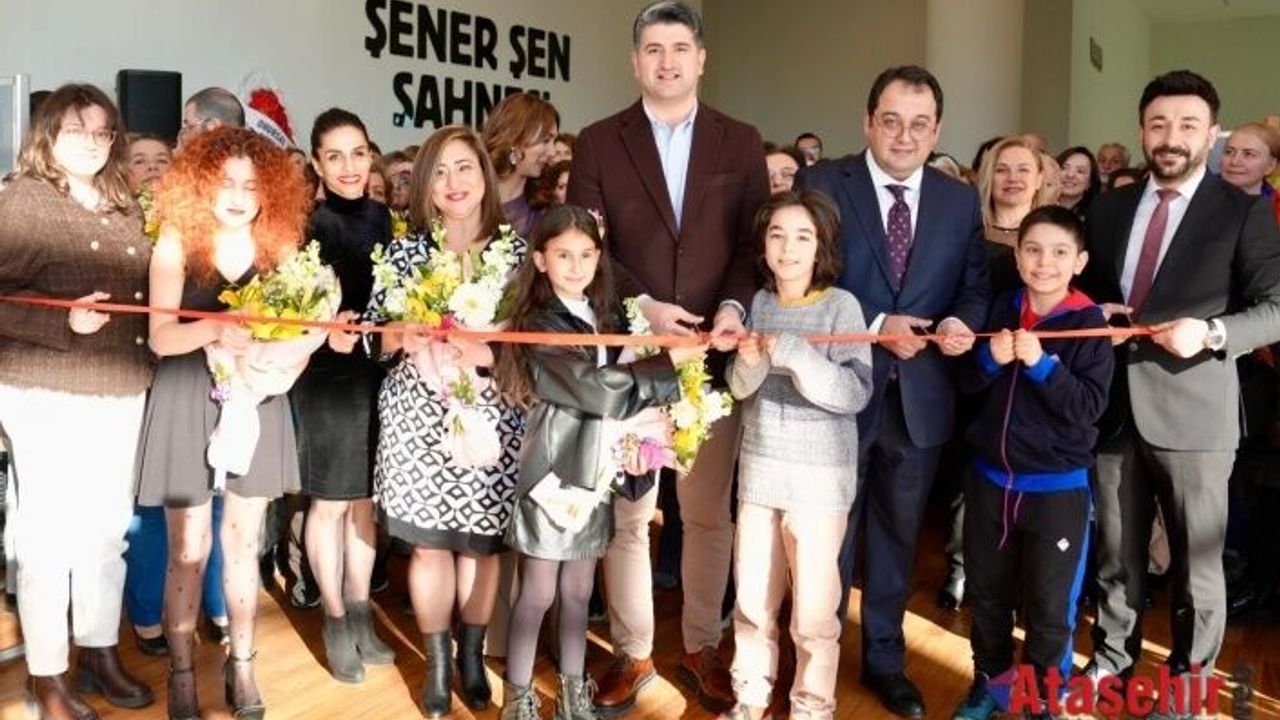 ATAŞEHİR BELEDİYESİ ‘KARŞIT SANAT’ SERGİSİNE EV SAHİPLİĞİ YAPTI