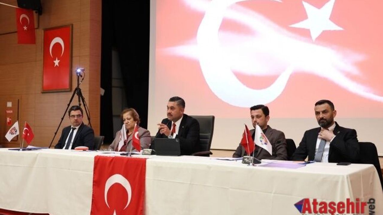 Şile Belediyesi Meclis toplantısında  mikrofonu kapatın alın şu mikrofonu gerginliği yaşandı.