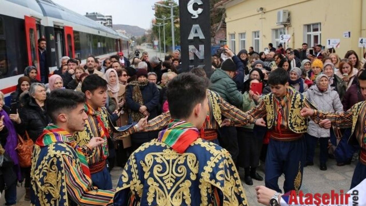 Çankırı Tuz Ekspresi Yolcu Sayısı Dört Bine Ulaştı