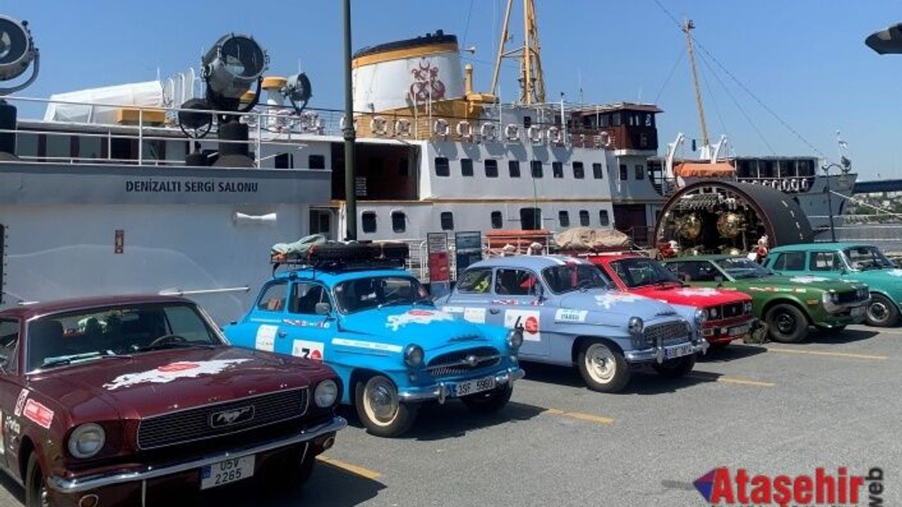 Klasik otomobillerle Prag’dan Osaka’ya 16.000 kilometre