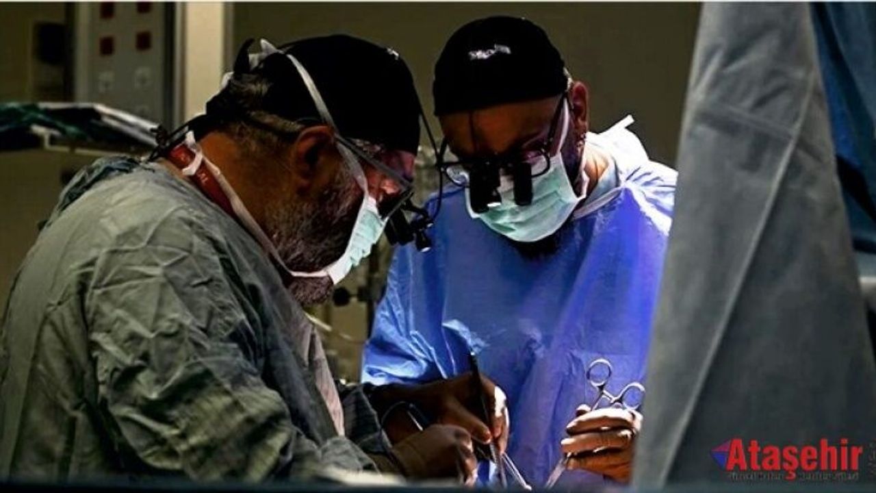 “Tıp sınır tanımıyor! Çinli cerrahlar İstanbul’da kalp ameliyatı gerçekleştirdi.