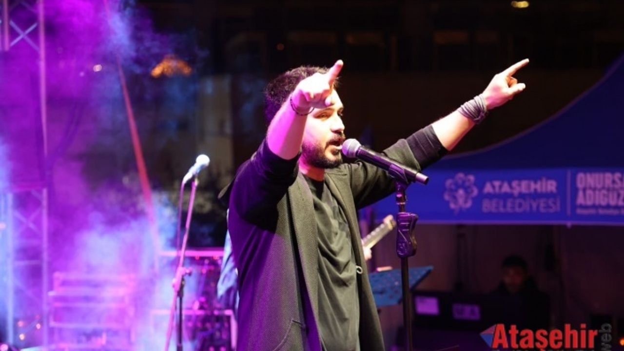Ataşehir Festival Park’ta Ahmet Dural’dan Unutulmaz Performans