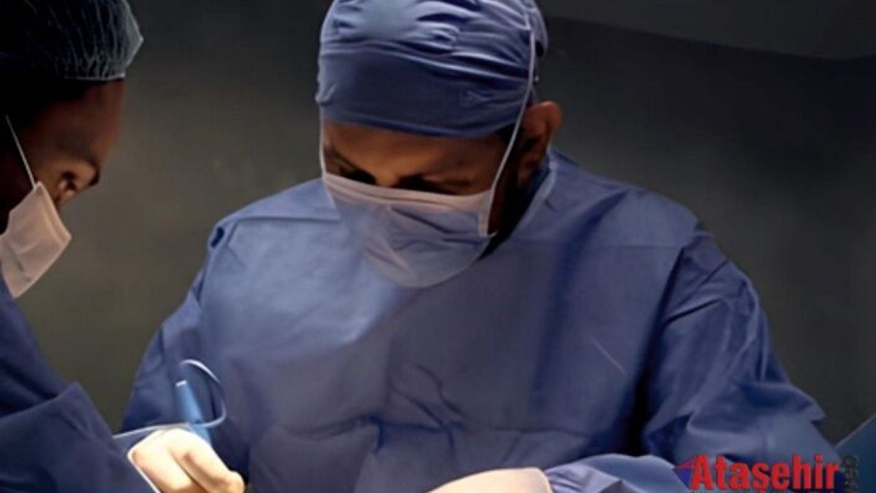 Karın Germe (Abdominoplasti) Nedir? Kimler İçin Uygundur, İyileşme Süreci Nasıldır?