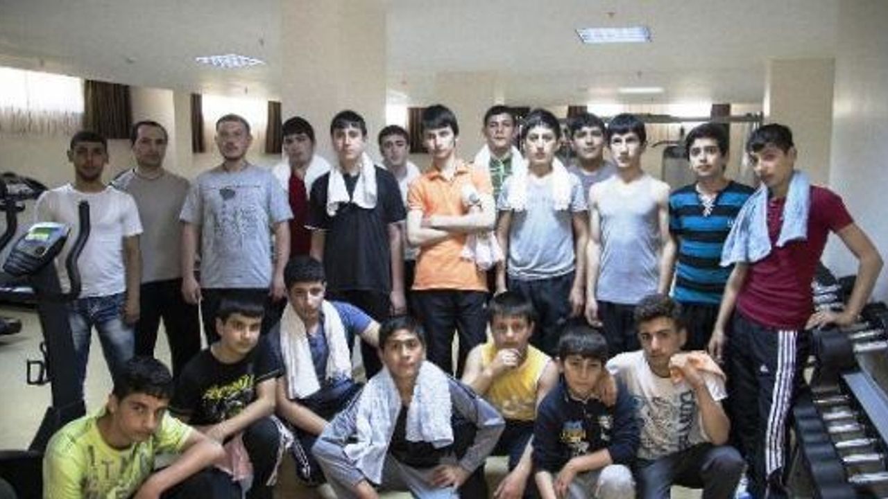 Sultanbeyli'de Yaz Spor Okulları Kayıtları Devam Ediyor