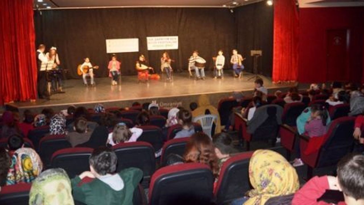 YARIYIL ETKİNLİKLERİNDE 19 BİN ÖĞRENCİ ÜMRANİYE BELEDİYESİNİN MİSAFİRİ OLDU!