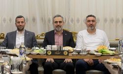 AK Parti Ataşehir İlçe Başkanlığı Basın Mensuplarıyla İftarda Buluştu