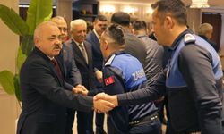 Çankırı Belediyesi’nde Bayram Mesaisi Kucaklaşmayla Başladı