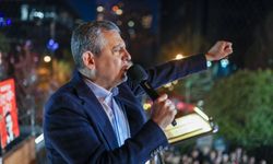 Ataşehir’de Tarihi Buluşma: Özgür Özel "Siyasi Kumpas"a Karşı Meydan Okudu!